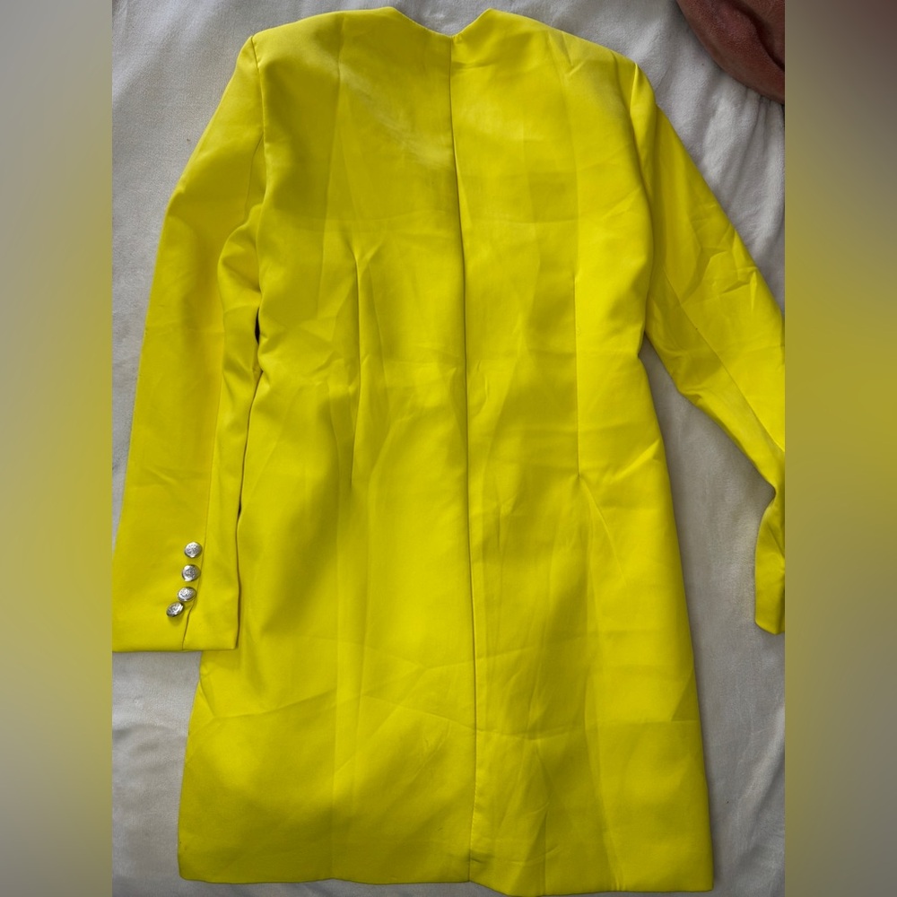 Vibrant Yellow Dress - Picture 11 of 11